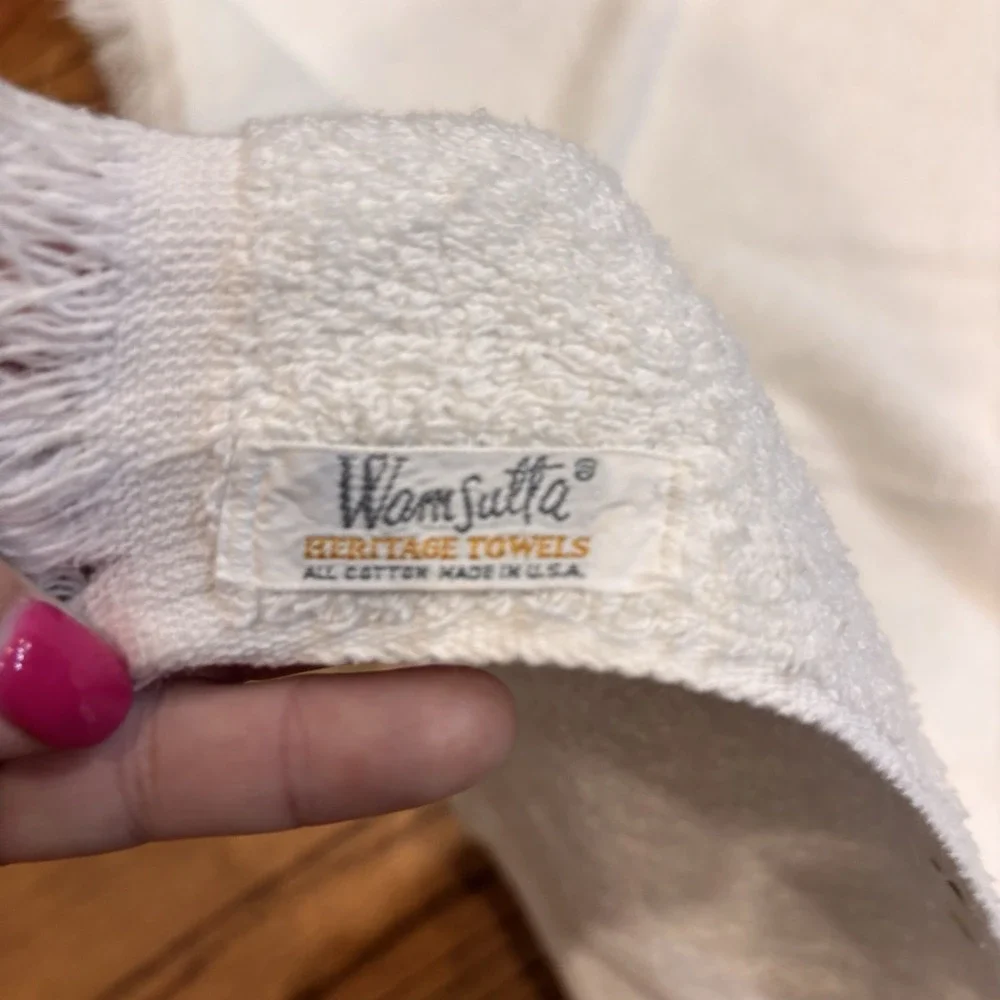VTG Wamsutta Heritage Bath Towels Set 2 White Gold Fringe MCM Hollywood Regency